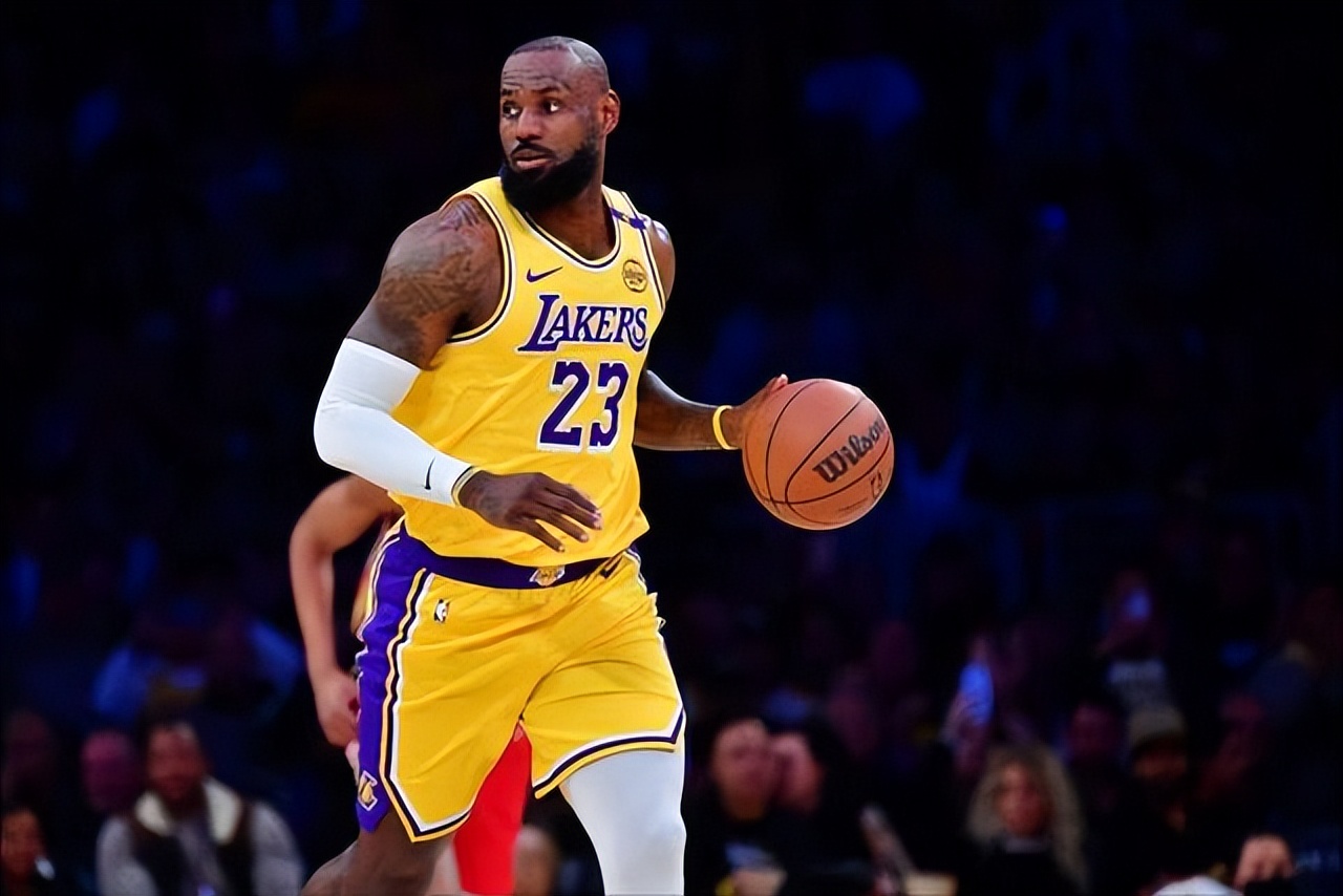 震撼津门,足球巨星于,根伟献新年,开云体育,开云体育官网,开云体育app,开云体育app下载