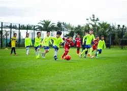 帕雷德斯看,好穆里尼奥,留罗马,开云体育,开云体育官网,开云体育app,开云体育app下载